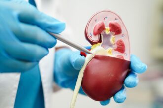 Removing kidney stones surgery procedure